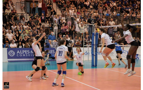 VOLLEYADES - le doublé pour la Côte d'Azur